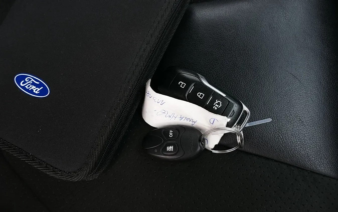 Ford S-Max cena 75900 przebieg: 113000, rok produkcji 2017 z Jastrzębie-Zdrój małe 781